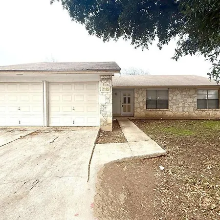 Cozy Family Retreat Near Seaworld Villa